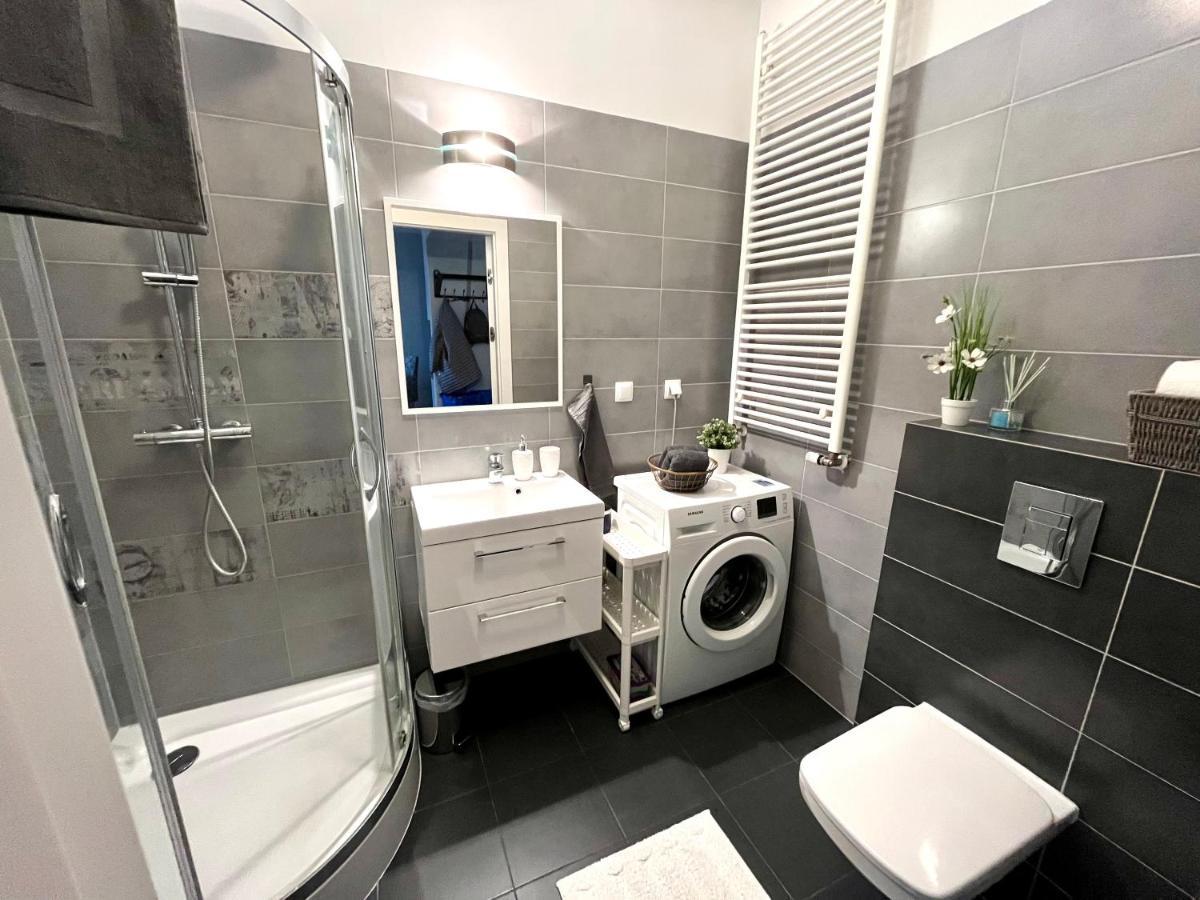 Batalionow Apartment Varşovia Exterior foto